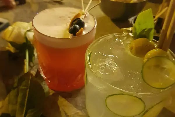 RAAT. Mahalle Pub - Resim 7