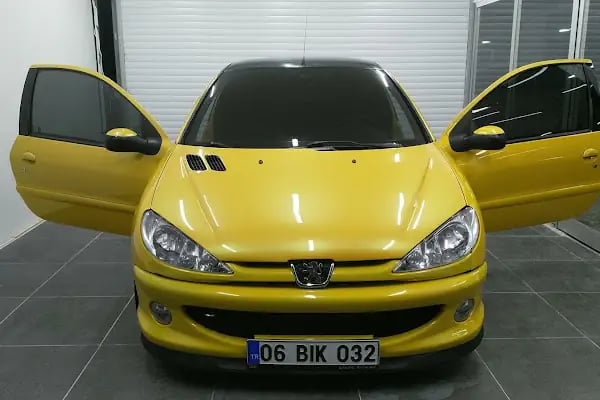 RESTO ARAÇ YENİLEME MERKEZİ OTO YIKAMA &amp; CAM FİLMİ - Resim 8