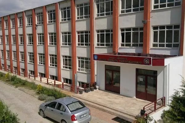 Akdeniz Üniversitesi Elmalı Meslek Yüksekokulu - Resim 2