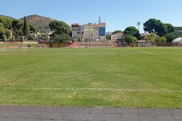 Bayındır Stadyumu - Resim 3