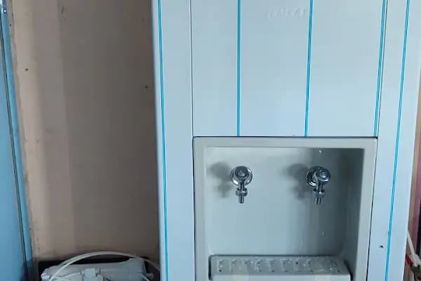 KARDEŞLER TİCARET ELEKTRİK TESİSATI ,SIHHİ TESİSAT&amp; NALBUR, HIRDAVAT MALZEMELERİ.TAMİR TADİLAT MONTA İŞLERİ. - Resim 16