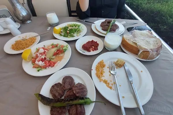 Cemilusta Akçaabat Köfte - Resim 12