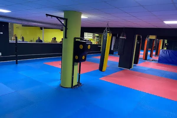 Aydın Fatih 1453 Spor Kulübü Taekwondo,Kickboks,Boks,Tabata,Personal Trainer Kursu verilmektedir" - Resim 5