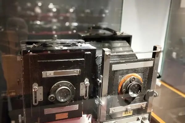 Karşıyaka Belediyesi Hamza Rüstem Fotoğraf Evi - Resim 19