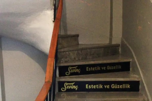 Sevinç Estetik Güzellik Merkezi - Resim 12