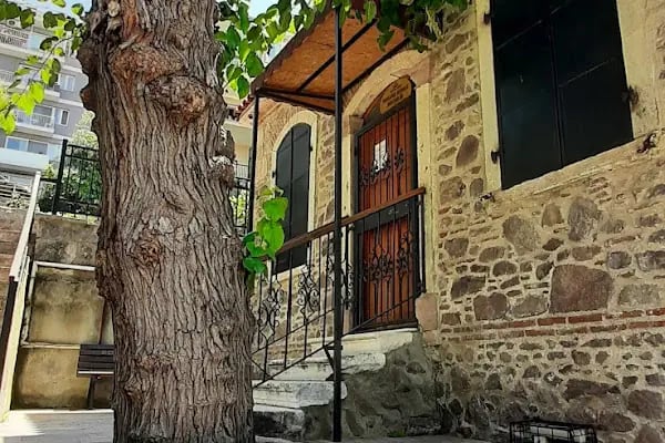 AYA PARESKEVİ (YANIK KİLİSE) - Resim 15