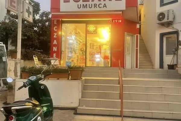 Umurça Eczanesi - Resim 3