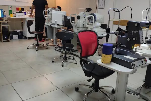 Era Göz Hastanesi Adana - Resim 6