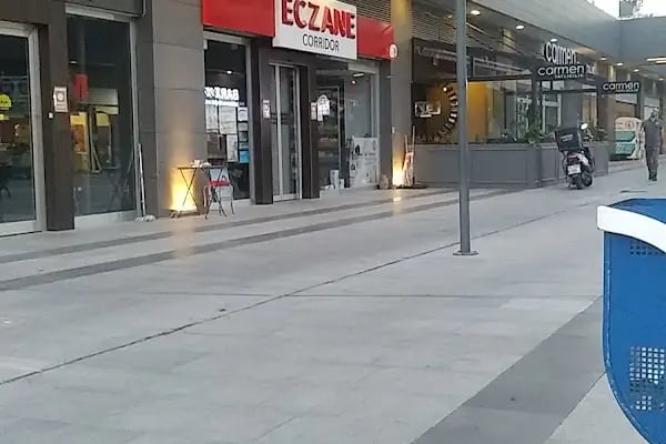 Corridor Eczanesi - Resim 2