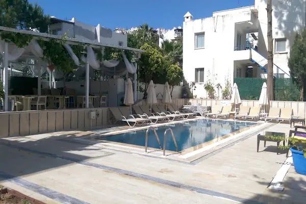 Zuzus Apartments - Resim 11