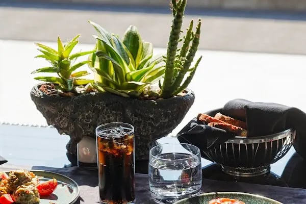 LUNA BAR RESTAURANT - Resim 4