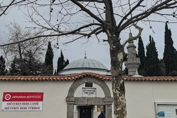 Ahievren Dede Türbesi - Resim 4