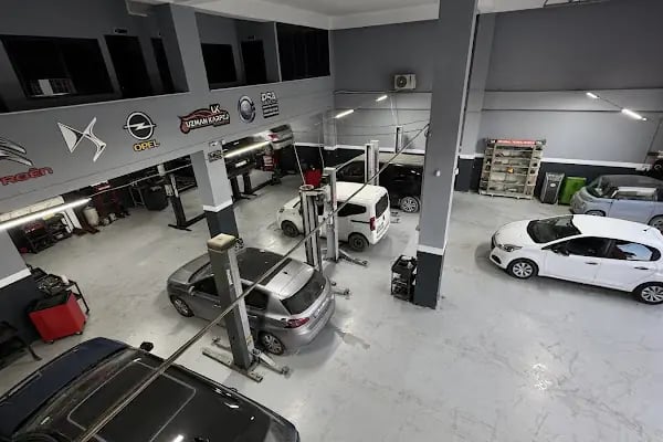 UZMANKARPEJ OTOMOTİV PSA Profesyonel Servis aği bayii - Resim 3