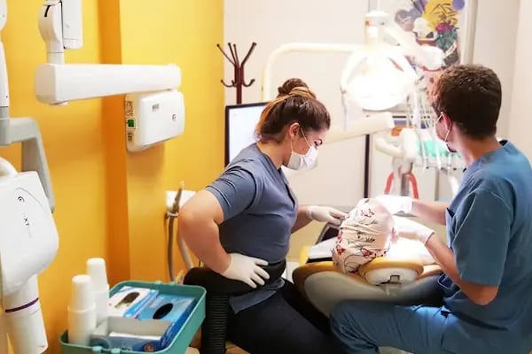Ataşehir Diş Kliniği - Resim 20