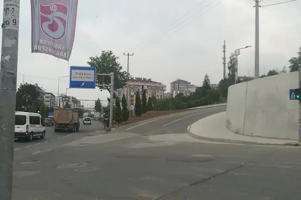 Trabzon Ünivetsitesi - Resim 4