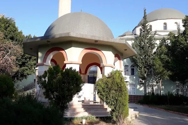 Hatice Kurttepeli Cami - Resim 20