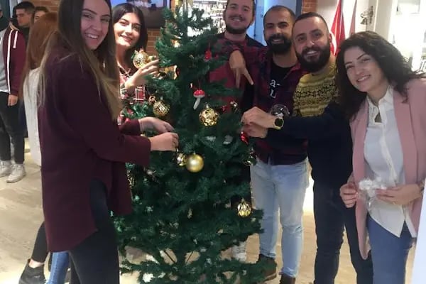 Akın Dil Eğitim Merkezi - Resim 8