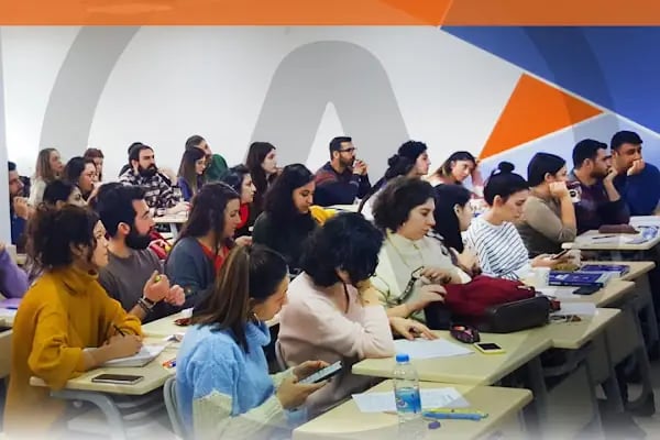 Akın Dil Eğitim Merkezi - Resim 19