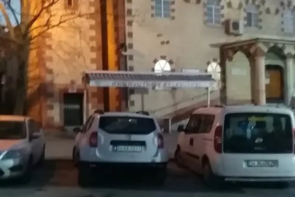 Haraççı Merkez Cami - Resim 8