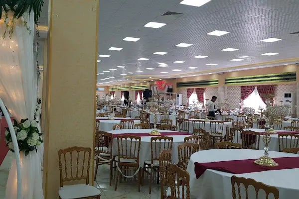 Beyaz Saray Kongre Ve Düğün Salonu Yeni Hal Pazarı Yanı - Resim 2