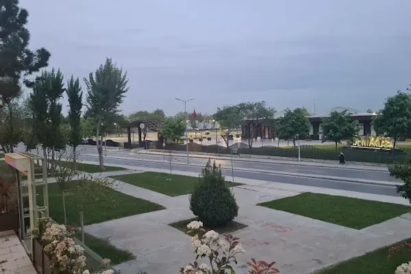 İBB Cemal Kaytaz Parkı - Resim 7