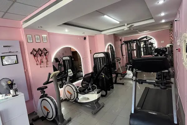 Aura Fit Studio - Resim 3