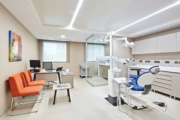 Acıbadem Bayraklı Tıp Merkezi - Resim 3