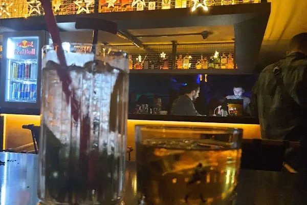 Sponge Pub Konyaaltı - Resim 2