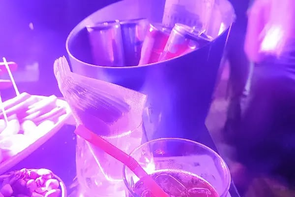 Sponge Pub Konyaaltı - Resim 20