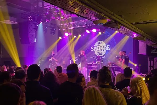 Sponge Pub Konyaaltı - Resim 6