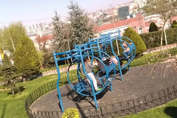 Şht. Rafet Uçankuş Parkı - Resim 9