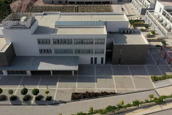 İzmir Tınaztepe Üniversitesi Ağız ve Diş Sağlığı Uygulama ve Araştırma Merkezi - Resim 2