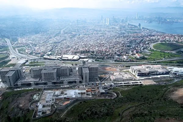 İzmir Şehir Hastanesi - Resim 14