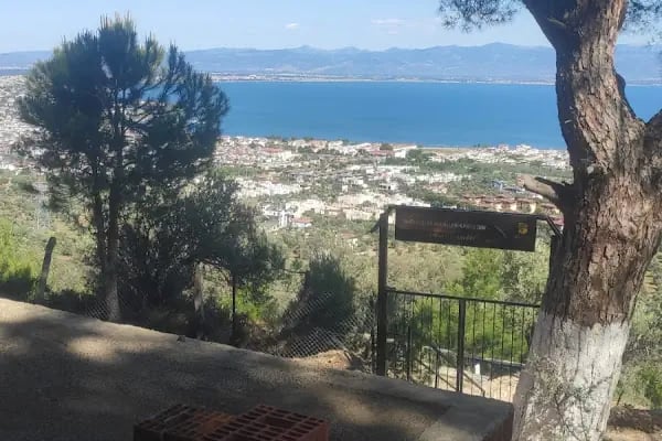 Tahtakuslar Mezarlığı - Resim 19