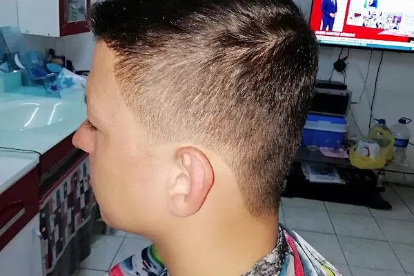 Emin Erkek Kuaförü - Resim 9