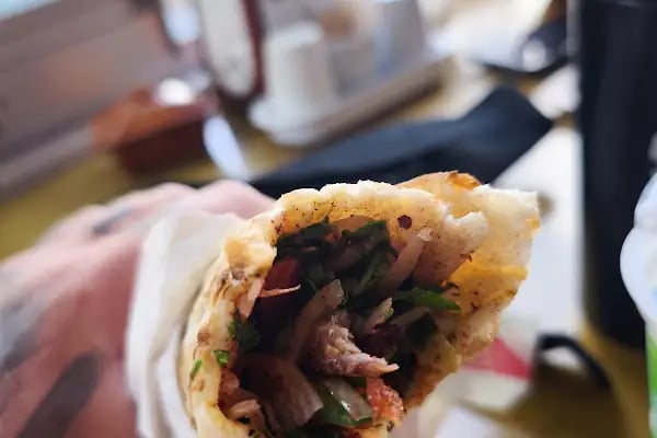 Sayan Kardesler restaurant - Resim 7
