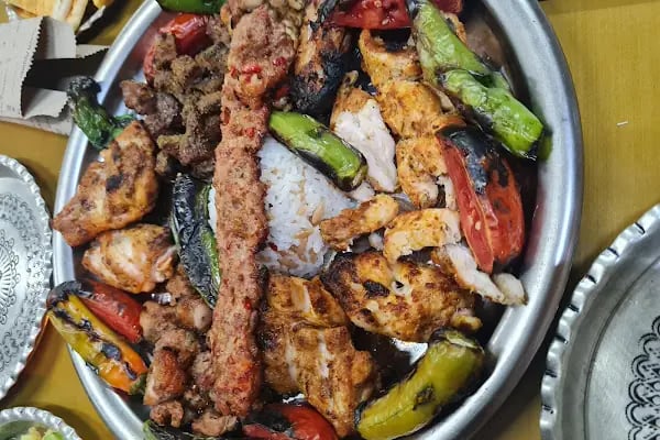 Sayan Kardesler restaurant - Resim 5