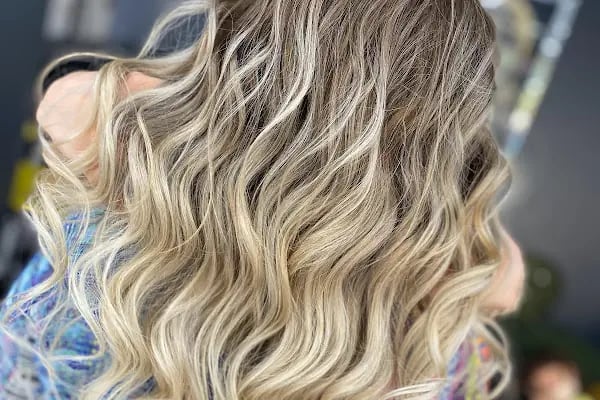 Saloon Minanna - Resim 12