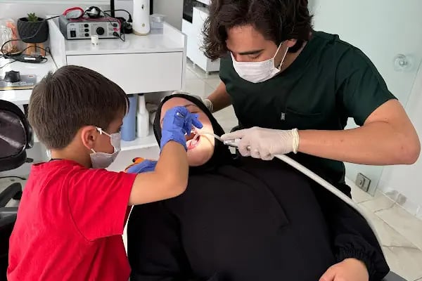 DENTAŞEN Ağız ve Diş Sağlığı Polikliniği - Resim 10