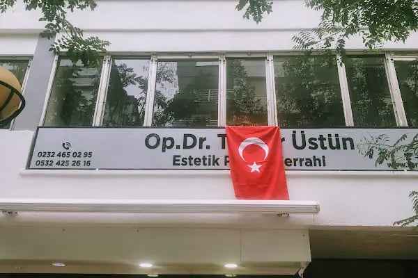 Op. Dr. Türker Üstün Estetik Plastik Cerrahi Kliniği | Jinekomasti İzmir - Resim 12
