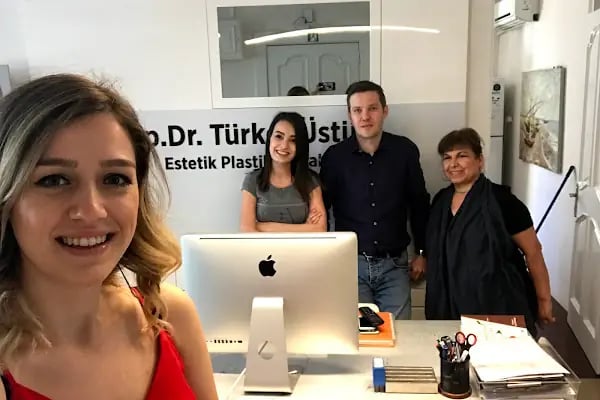 Op. Dr. Türker Üstün Estetik Plastik Cerrahi Kliniği | Jinekomasti İzmir - Resim 19