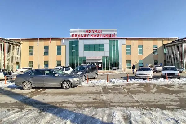 AKYAZI DEVLET HASTANESİ - Resim 1
