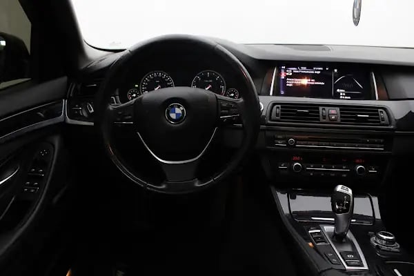 Carmaster Garage Studio - Resim 9