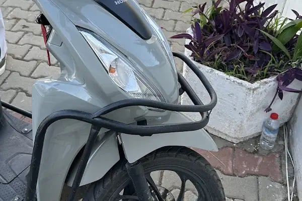 Fast Rent a Moped - Resim 10