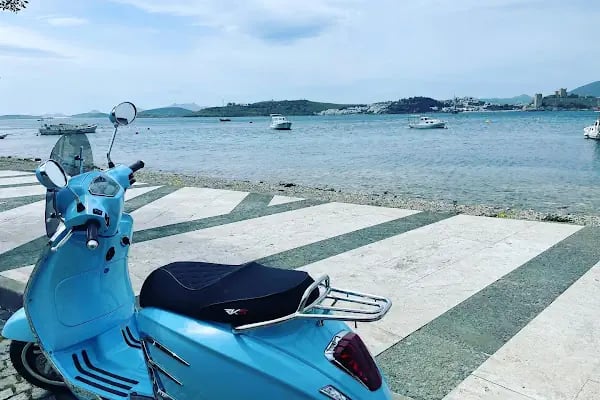 Fast Rent a Moped - Resim 3