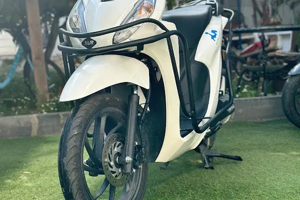 Fast Rent a Moped - Resim 4