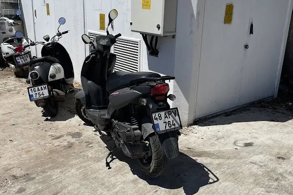 Fast Rent a Moped - Resim 18