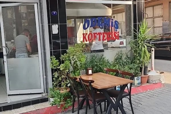 Ödemiş Köftecisi KÖFTECİ DAYI ALTINDAĞ - Resim 4