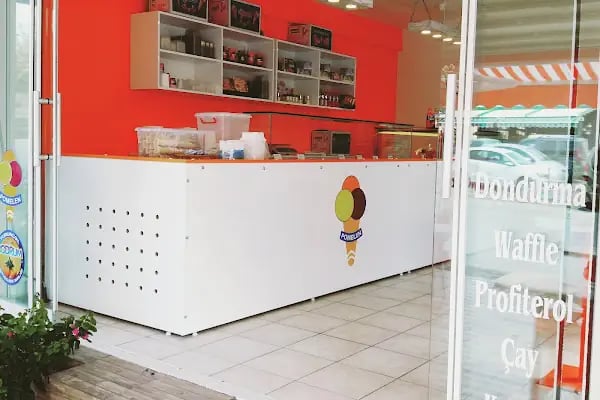 POMELEN DONDURMA KAFE - Resim 3