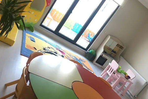 Neşeli İzler Anaokulu Arnavutköy - Resim 3